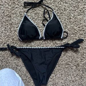 SHEIN Black Triangle Bikini Set with White Trim
